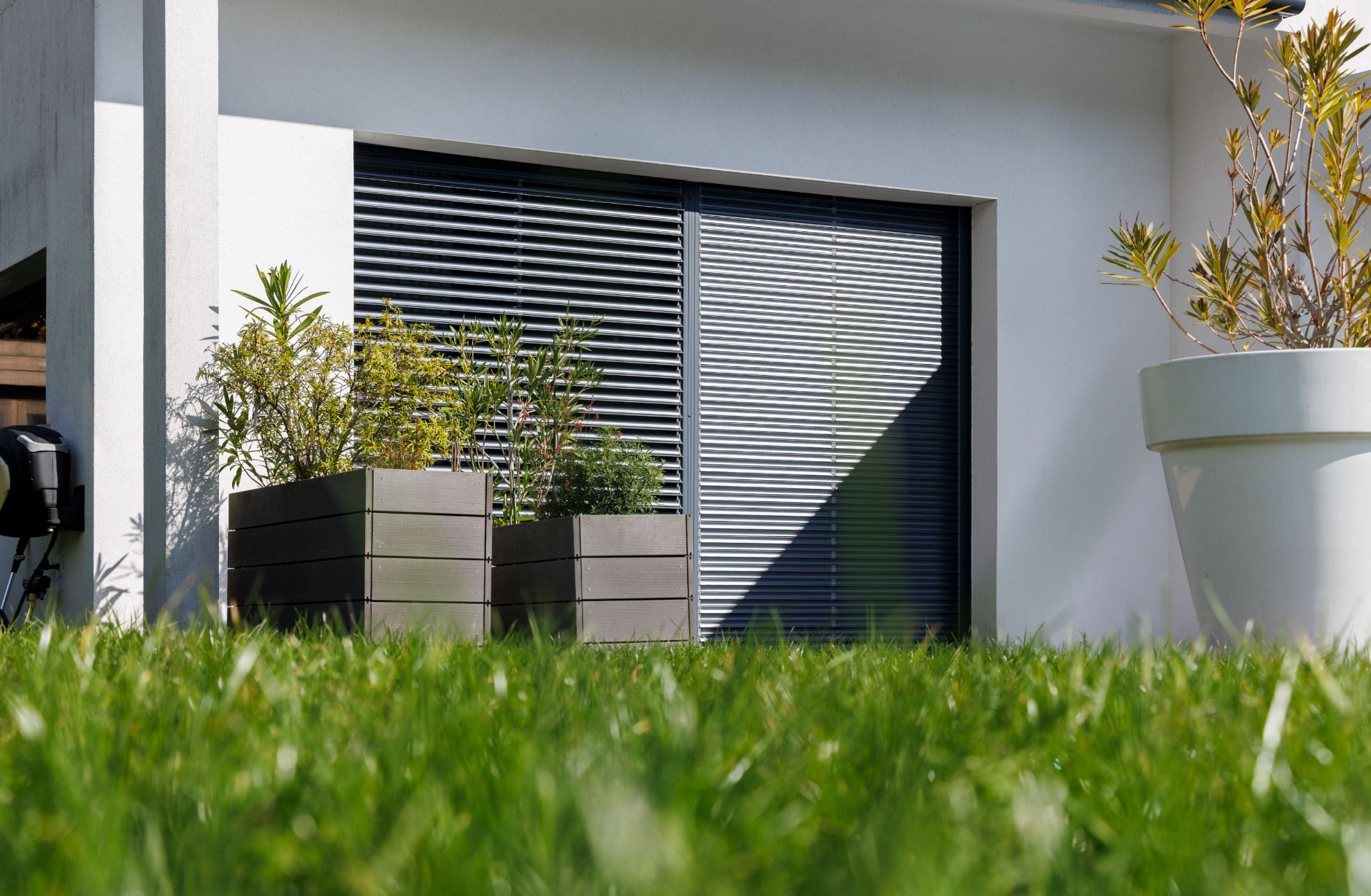 The roller shutter with adjustable blinds... Act I | Bubendorff